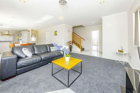 Photo of property in 26a Wayne Drive, Mangere, Auckland, 2022