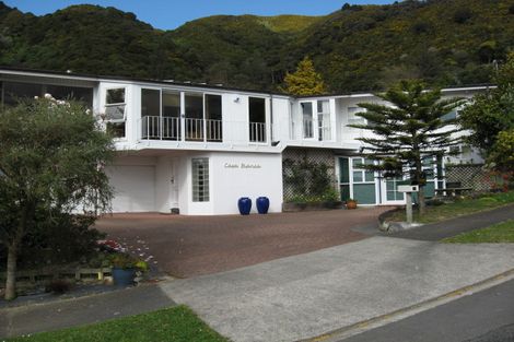 Photo of property in 10 Damian Grove, Waterloo, Lower Hutt, 5011