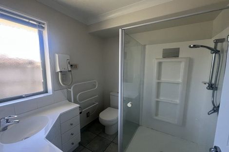 Photo of property in 3 Dunmurry Place, Casebrook, Christchurch, 8051