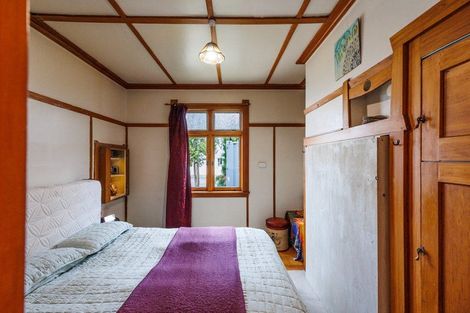 Photo of property in 42 Harris Street, Marton, 4710