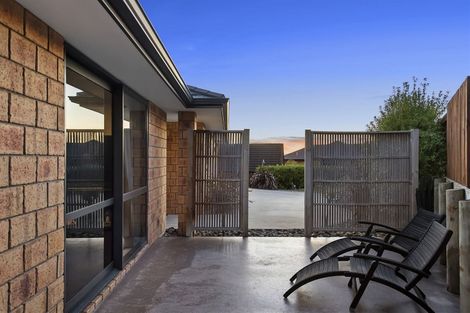 Photo of property in 8 Ashbourne Lane, Dinsdale, Hamilton, 3204