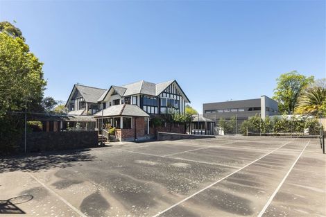 Photo of property in 283 Papanui Road, Merivale, Christchurch, 8052