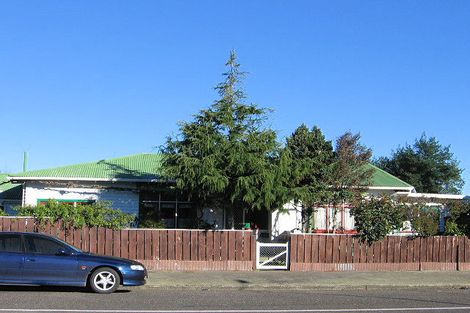 Photo of property in 4 Ivanhoe Terrace, Palmerston North, 4410