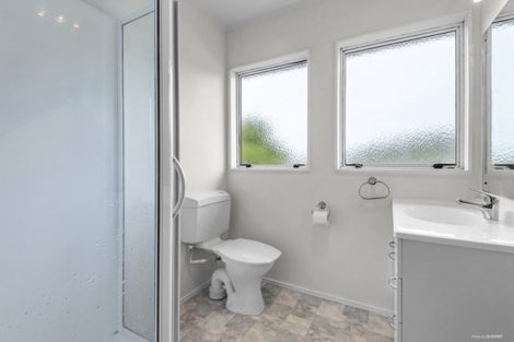 Photo of property in 2/30 Percy Dyett Drive, Karori, Wellington, 6012