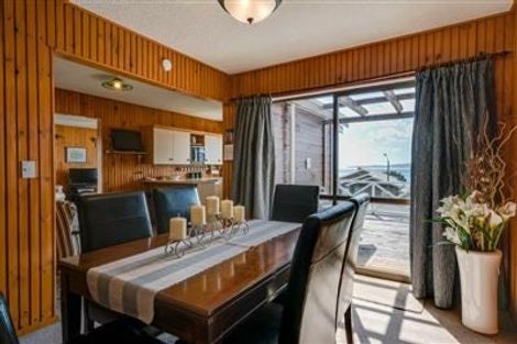 Photo of property in 10 Moana Terrace, Snells Beach, 0920