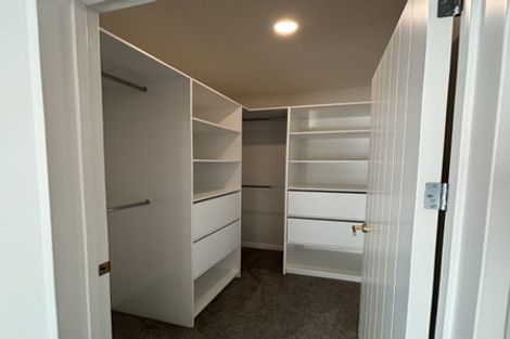 Photo of property in 1/82 Upper Harbour Drive, Greenhithe, Auckland, 0632
