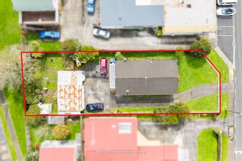 Photo of property in 97 Vodanovich Road, Te Atatu South, Auckland, 0610