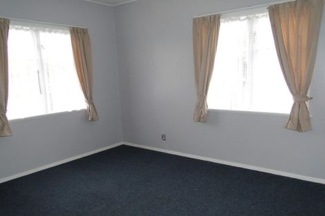 Photo of property in 9 Waiohua Road, Greenlane, Auckland, 1061