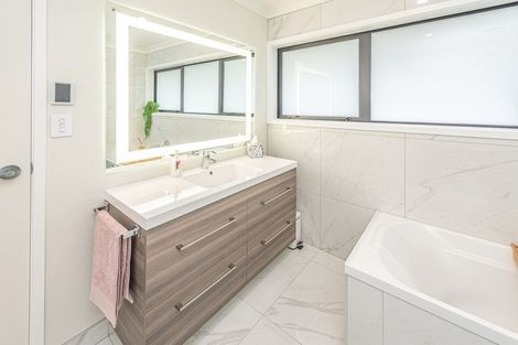 Photo of property in 29 Karamu Street, Tawhero, Whanganui, 4501