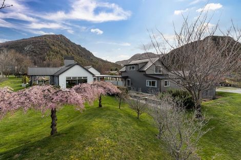 Photo of property in Butel Park, 12 Essex Avenue, Arrowtown, 9302