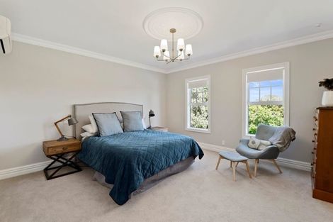 Photo of property in 15 Richmond Avenue, Waikanae, 5036