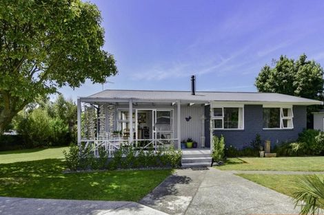 Photo of property in 44 Dickson Crescent, Hornby, Christchurch, 8042