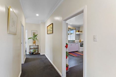 Photo of property in 38 Kirk Street, Otaki, 5512