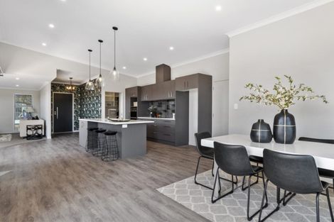 Photo of property in 9 Hanlow Place, Pyes Pa, Tauranga, 3112