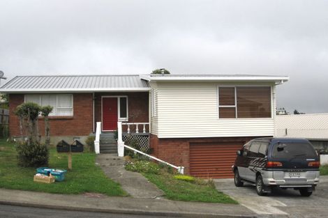 Photo of property in 67 Stewart Drive, Newlands, Wellington, 6037