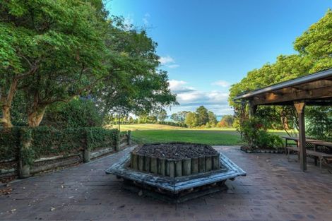 Photo of property in 239 Broomfields Road, Whitford, Howick, 2571