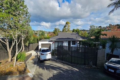 Photo of property in 1/13 Montclair Rise, Browns Bay, Auckland, 0630