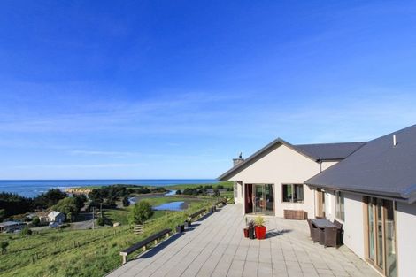 Photo of property in 1069 Waianakarua Road, Herbert, Oamaru, 9495