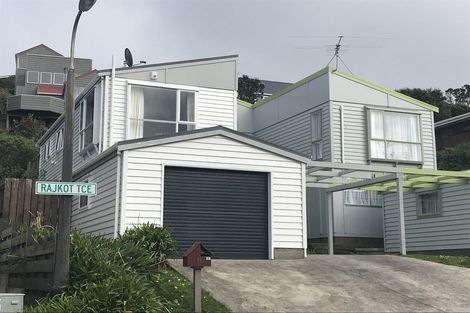 Photo of property in 1/51 Rajkot Terrace, Broadmeadows, Wellington, 6035