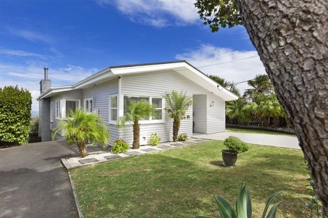 Photo of property in 1/3 Auld Street, Torbay, Auckland, 0630