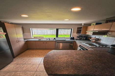 Photo of property in 4 Prado Drive, Pukekohe, 2120