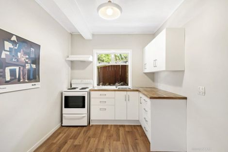 Photo of property in 10 Rutland Way, Wadestown, Wellington, 6012