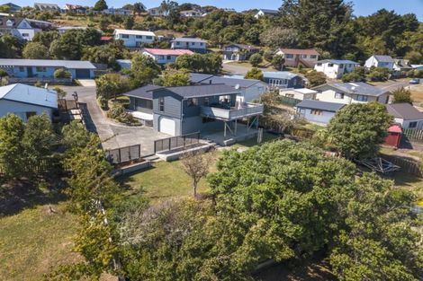 Photo of property in 5 Garboard Lane, Whitby, Porirua, 5024