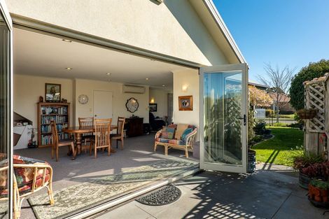 Photo of property in 15 Becmead Drive, Harewood, Christchurch, 8051