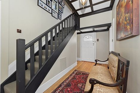 Photo of property in 48 Hillcrest Road, Hillcrest, Hamilton, 3216