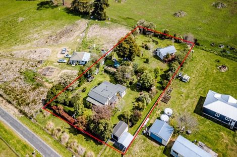 Photo of property in 31 Lyall Street, Tikokino, Waipawa, 4273