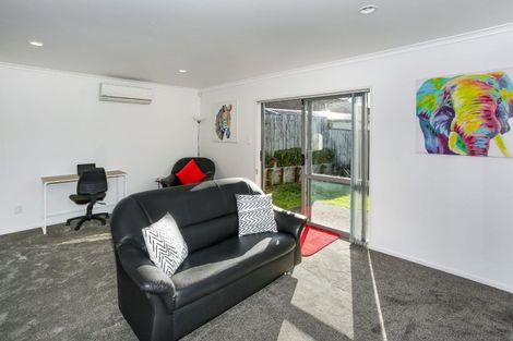 Photo of property in 4/271 Queen Street, Pukekohe, 2120