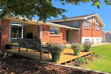 Photo of property in 45 Stamford Street, Balclutha, 9230