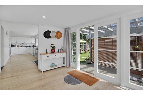 Photo of property in 309 Eastern Terrace, Sydenham, Christchurch, 8023