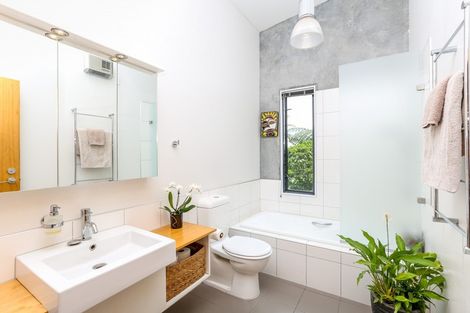 Photo of property in 135 Wairau Road, Kaitake, New Plymouth, 4374