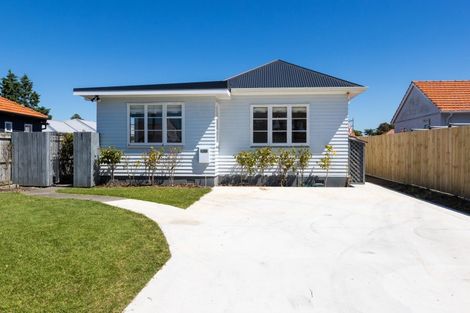 Photo of property in 35 Nuffield Avenue, Marewa, Napier, 4110