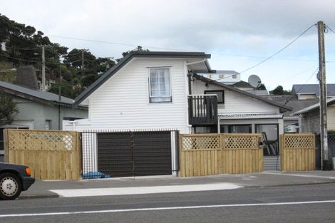 Photo of property in 194 Rongotai Road, Rongotai, Wellington, 6022