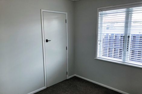 Photo of property in 22 Gossamer Drive, Pakuranga Heights, Auckland, 2010