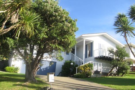 Photo of property in 15 The Anchorage, Whitby, Porirua, 5024