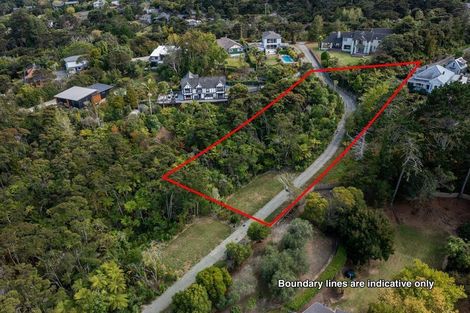 Photo of property in 5a Chatham Avenue, Paremoremo, Auckland, 0632