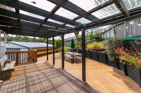 Photo of property in 81 Rangeview Road, Sunnyvale, Auckland, 0612