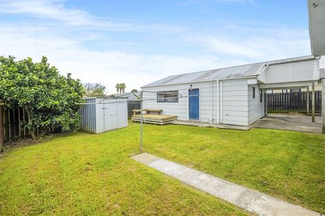 Photo of property in 6 Rhine Place, Weymouth, Auckland, 2103