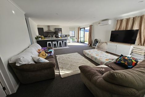 Photo of property in 6 Jasmine Street, Woodend, 7610