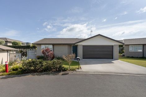 Photo of property in Waterview Estate, 57/4 Greystone Place, Omokoroa, 3114