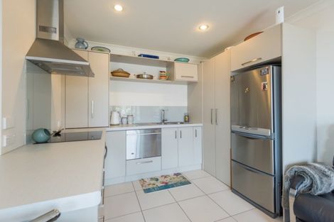 Photo of property in Totara Grove, 2/115 Grove Street, The Wood, Nelson, 7010