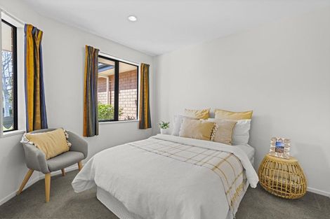 Photo of property in 6a Blarney Place, Casebrook, Christchurch, 8051