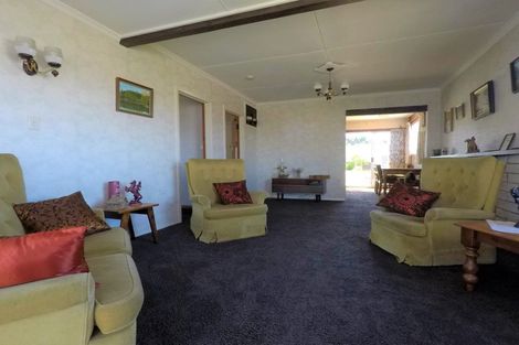 Photo of property in 13 Edinburgh Terrace, Foxton Beach, Foxton, 4815