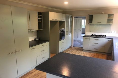 Photo of property in Chantelle Close, 44a Lavery Place, Sunnynook, Auckland, 0632