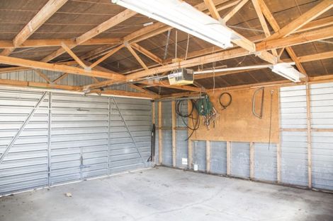 Photo of property in 2/98 Lake Road, Narrow Neck, Auckland, 0622