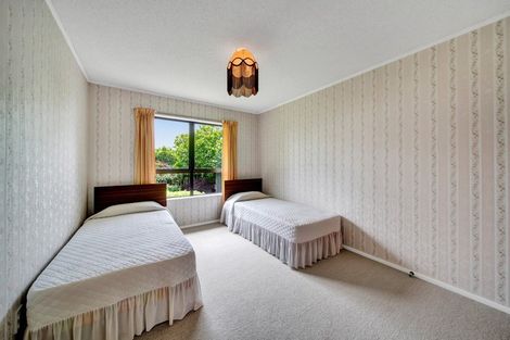 Photo of property in 5 Kamahi Place, Inglewood, 4330