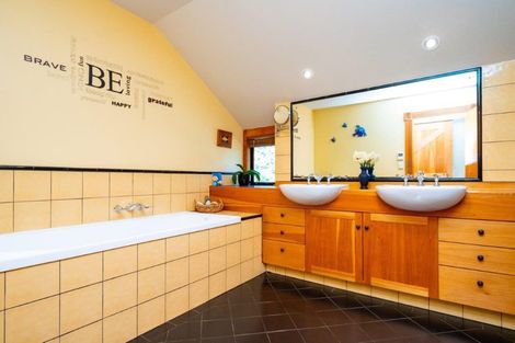 Photo of property in Beckenridge Lodge, 1 Breckenridge Lane, Puketapu, Napier, 4183
